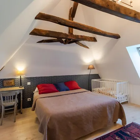 La Sautie, Avec Piscine Et Tennis Bars (Dordogne)