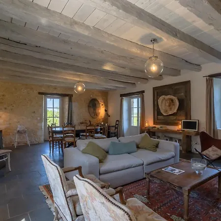 La Sautie, Avec Piscine Et Tennis Ferienhaus